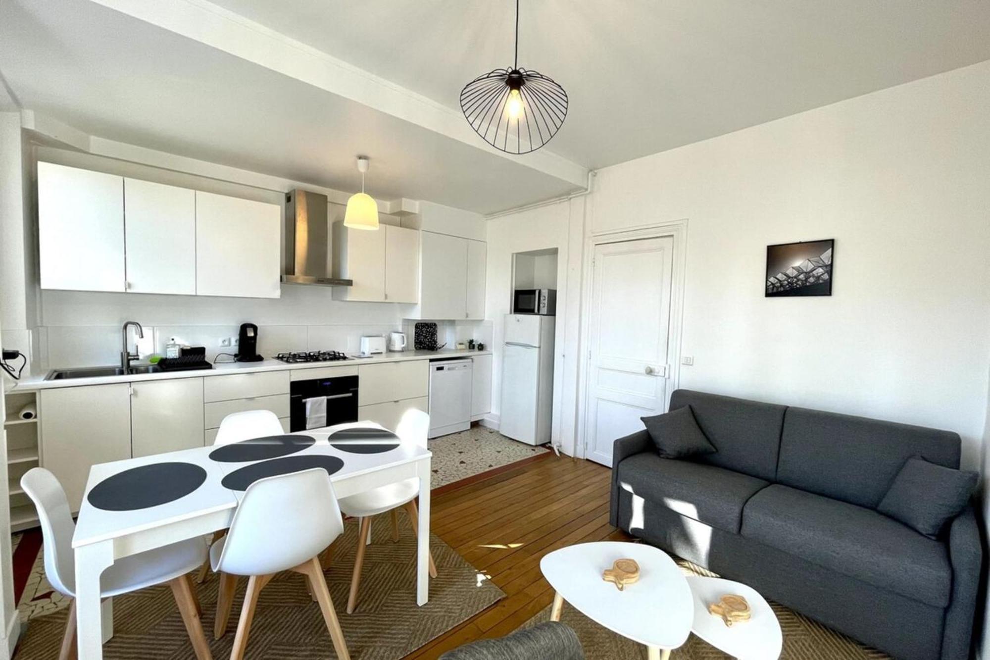Fontainebleau - Chez Sebastien Appartement Buitenkant foto