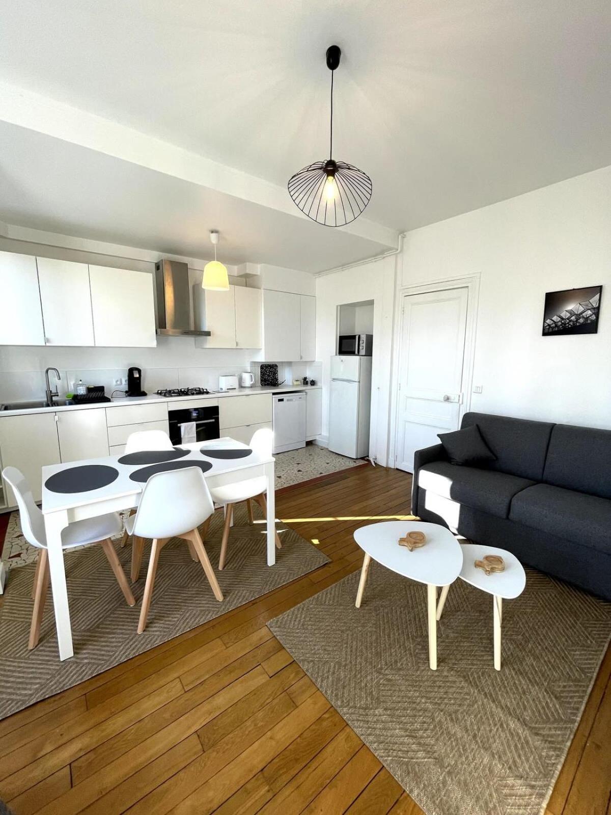 Fontainebleau - Chez Sebastien Appartement Buitenkant foto